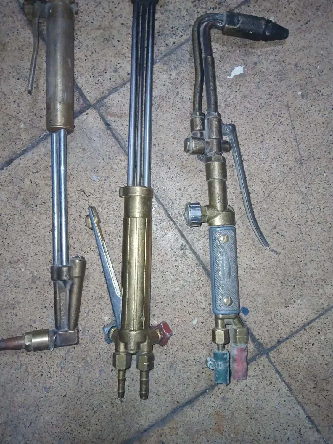 سر پیک زیمنس وامریکایی|ابزارآلات|پاکدشت, پاکدشت (مامازند)|دیوار