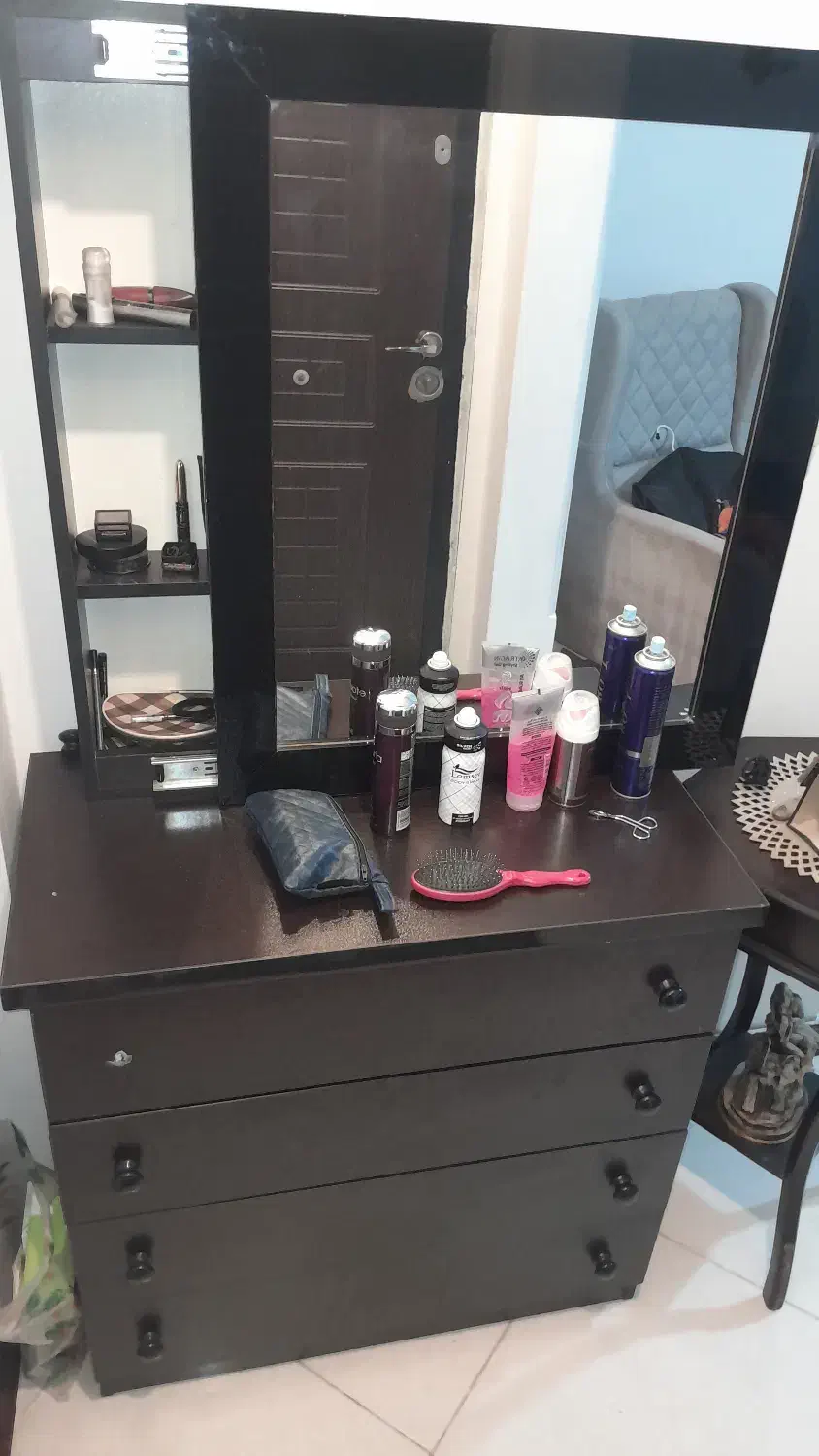 میز دراور و لوازم ارایش|جاکفشی، کمد، دراور|پرند, فاز ۴|دیوار