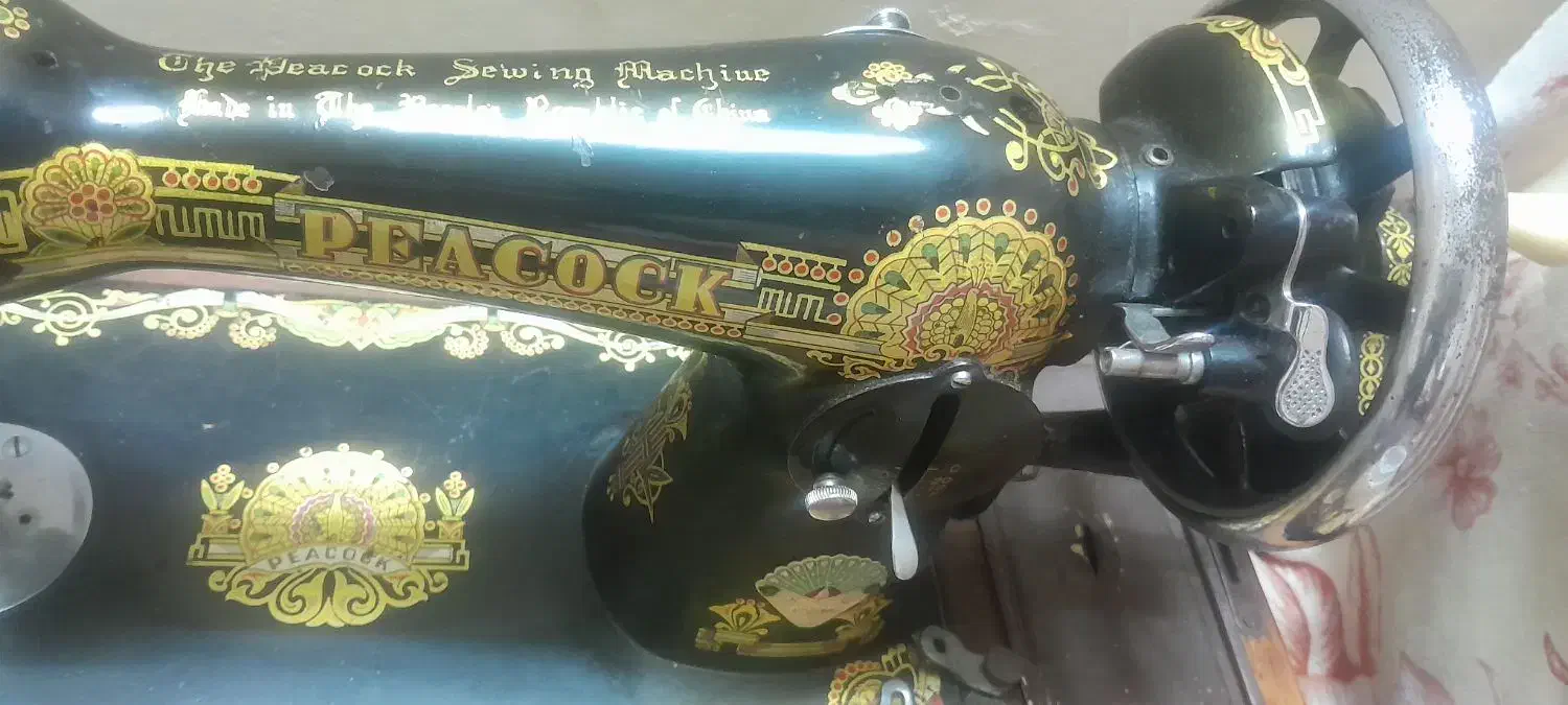 چرخ خیاطی قدیمی|چرخ خیاطی و ریسندگی|رودسر, |دیوار