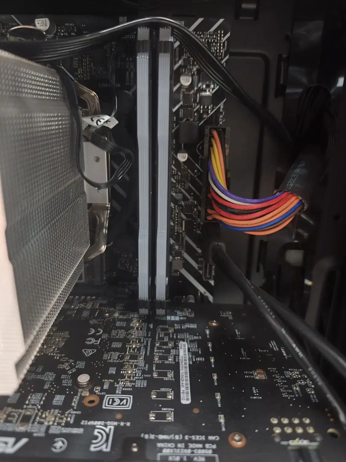 کیس گیمینگ رندرینگ|رایانه رومیزی|ایلام, |دیوار