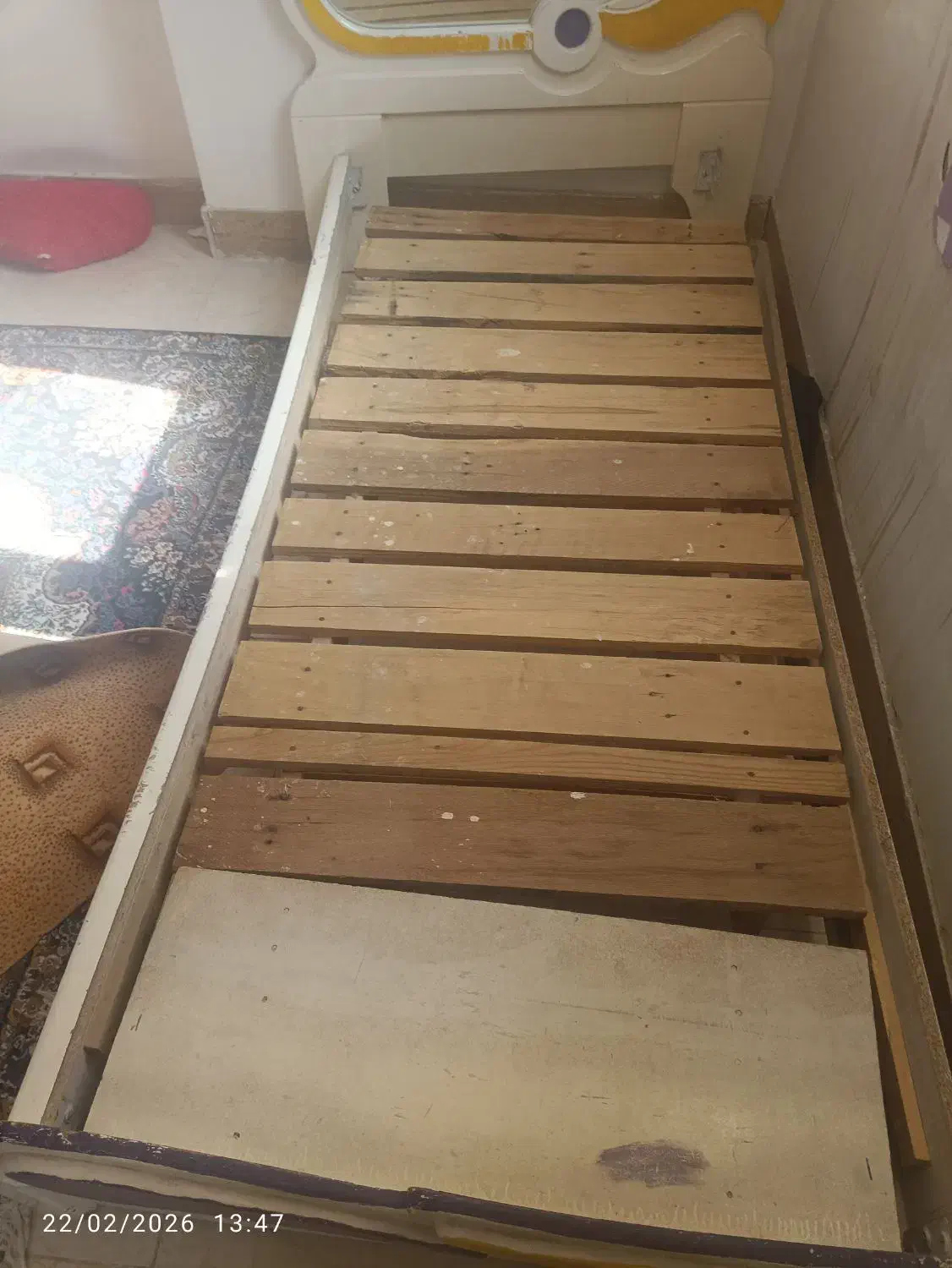 تخت چوبی|تخت و سرویس خواب|شیراز, میانرود|دیوار