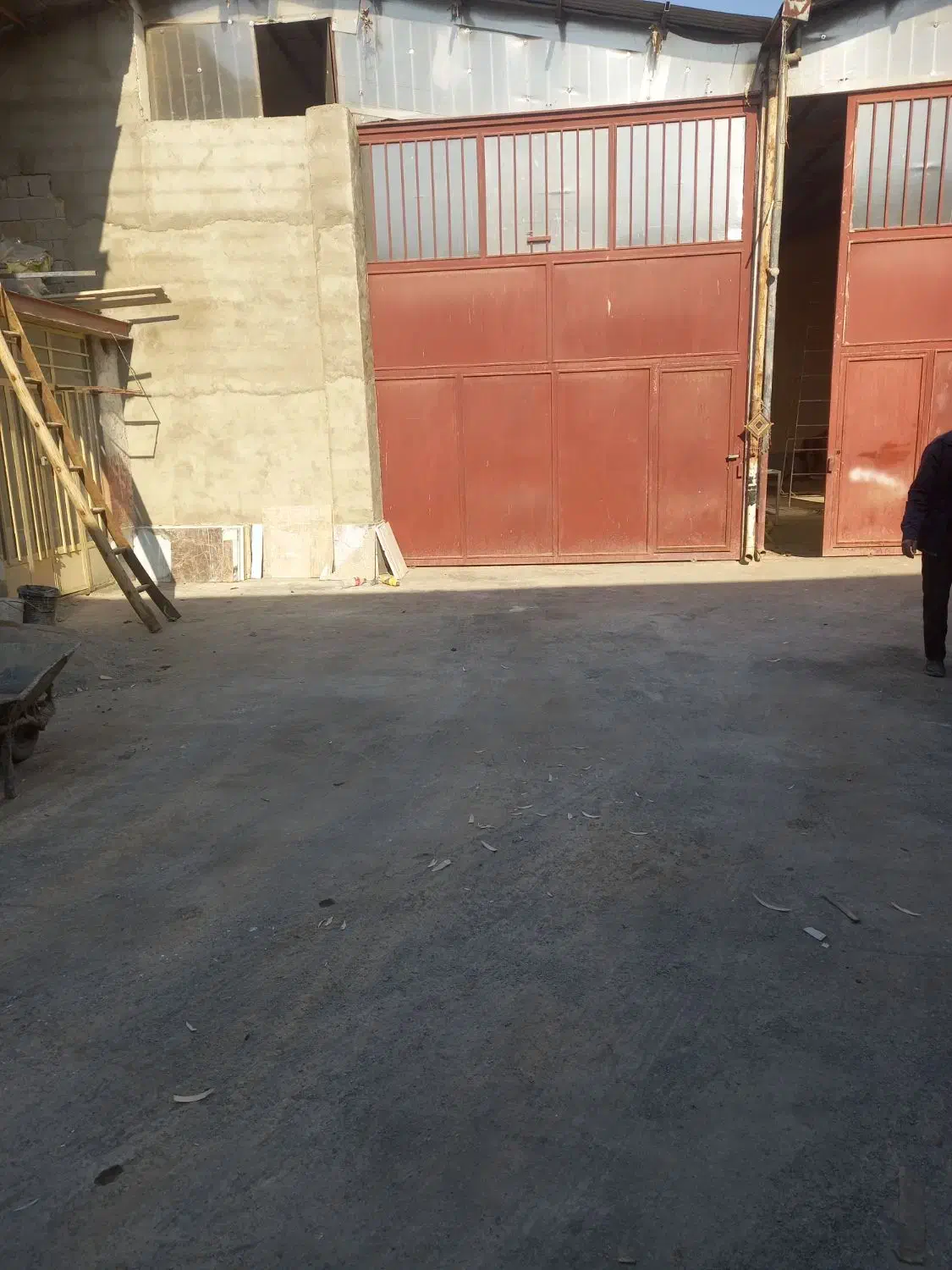 سوله ۲۲۰ متری|اجارهٔ دفتر صنعتی، کشاورزی، تجاری|خمینیشهر, |دیوار