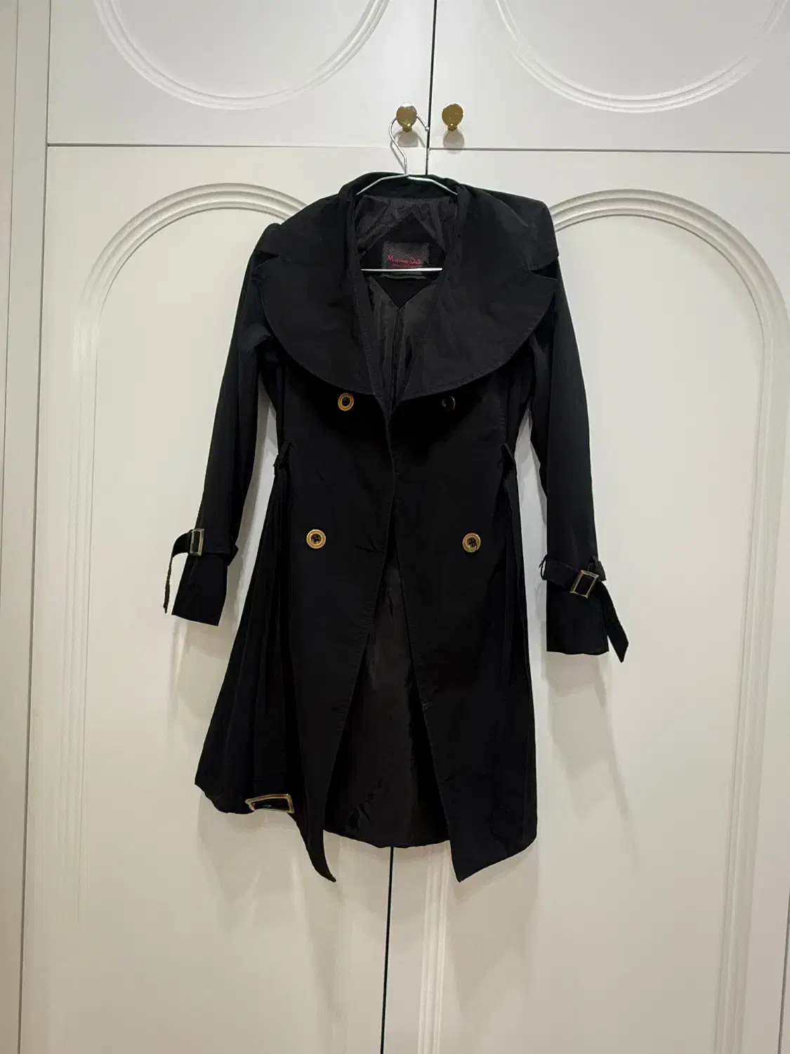 لباس زنونه|لباس|اندیشه, اندیشه فاز ۳|دیوار