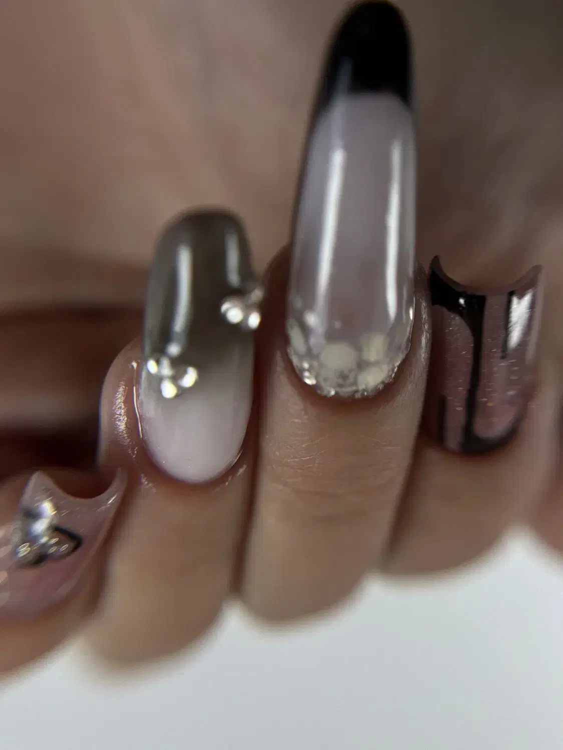 ناخنکار حرفه ای|خدمات آرایشگری و زیبایی|رباط‌کریم, نصیرشهر|دیوار