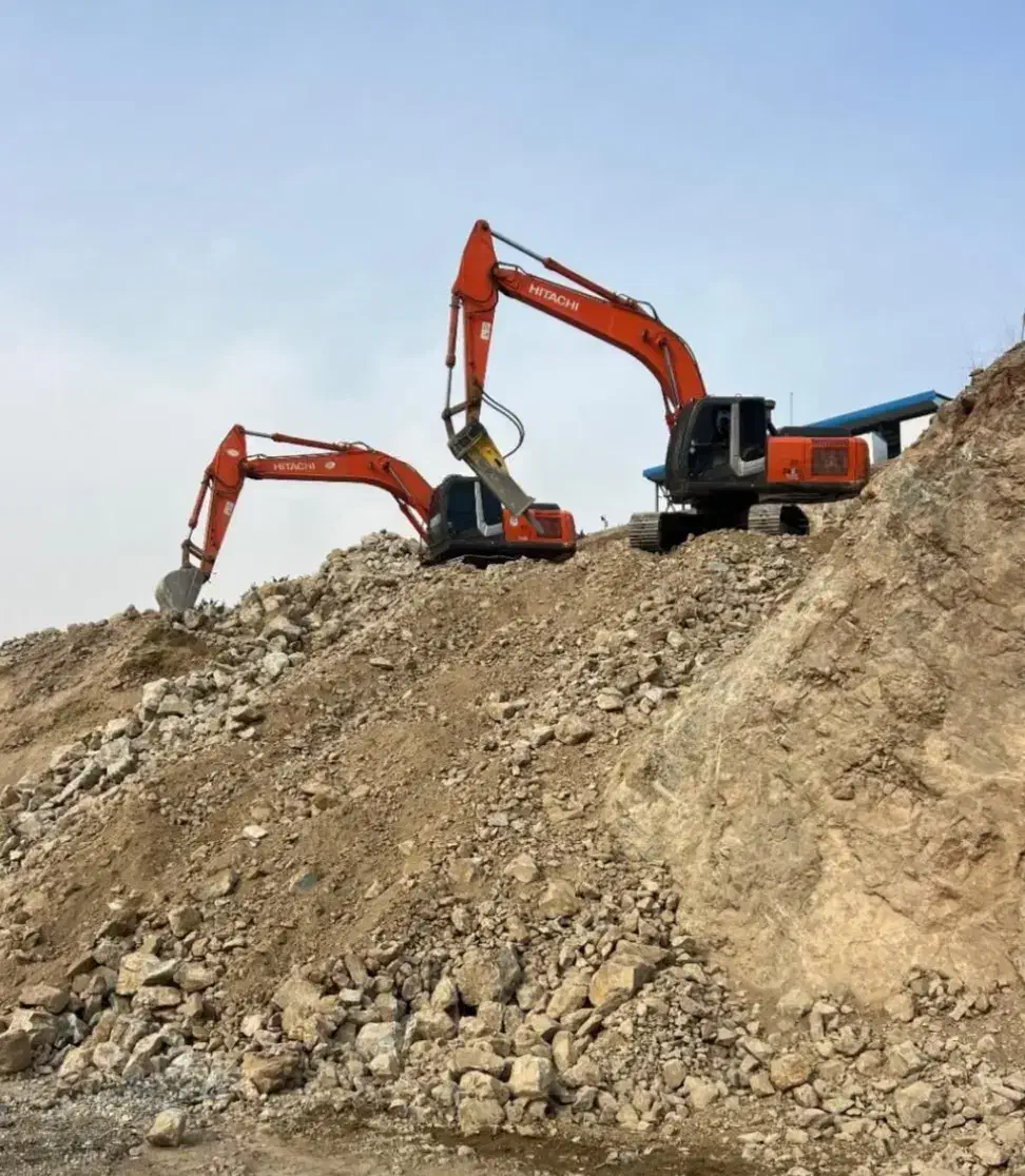 اجاره دهنده انواع بیل مکانیکی ولودر وکامیون|خودرو سنگین|هشتگرد, شهرک ایران خودرو|دیوار