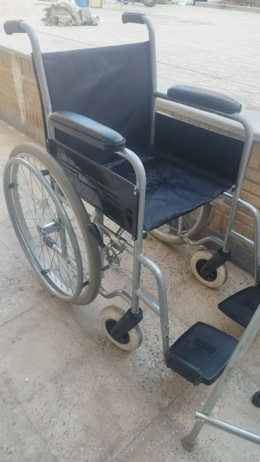 ویلچر عصاواکر...|آرایشی، بهداشتی، درمانی|شاهینشهر, شهرک گلدیس|دیوار