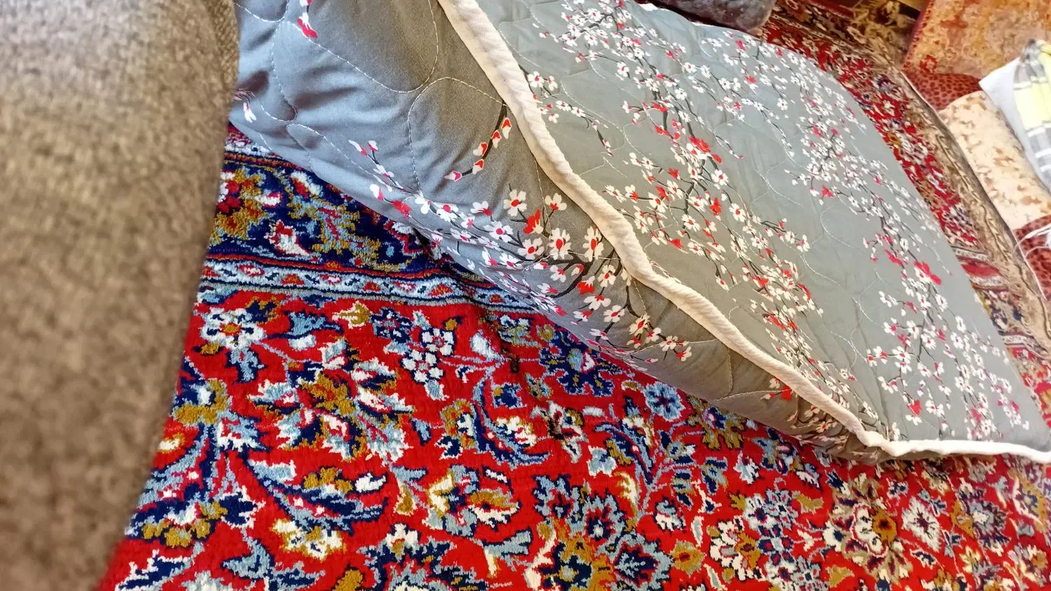 تشک تختخواب ومسافرتی|تخت و سرویس خواب|برازجان, |دیوار