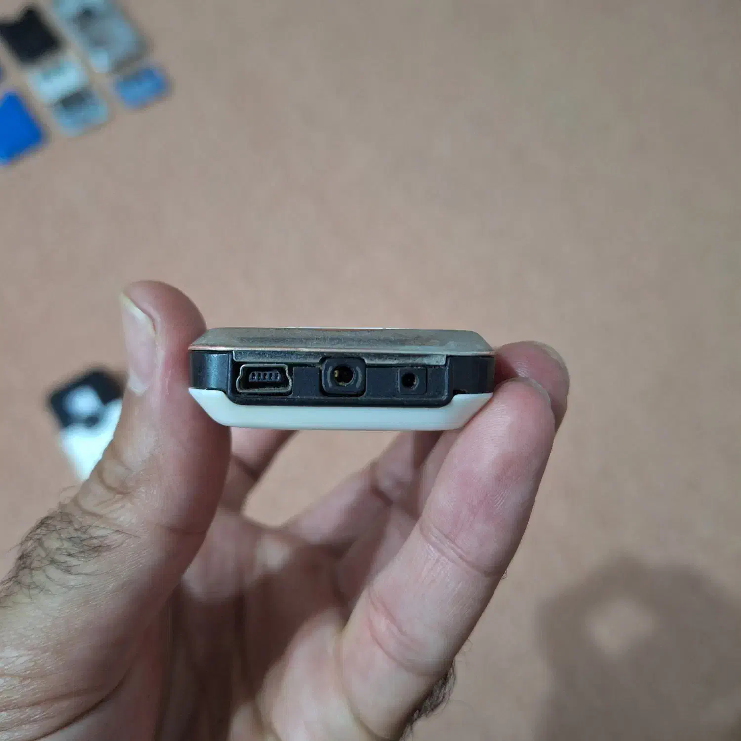 شارژر قاب هندزفری گوشی نوکیا ۶۱۲۰ اصل(نوستالژی)|موبایل|اصفهان, کوی امیریه|دیوار