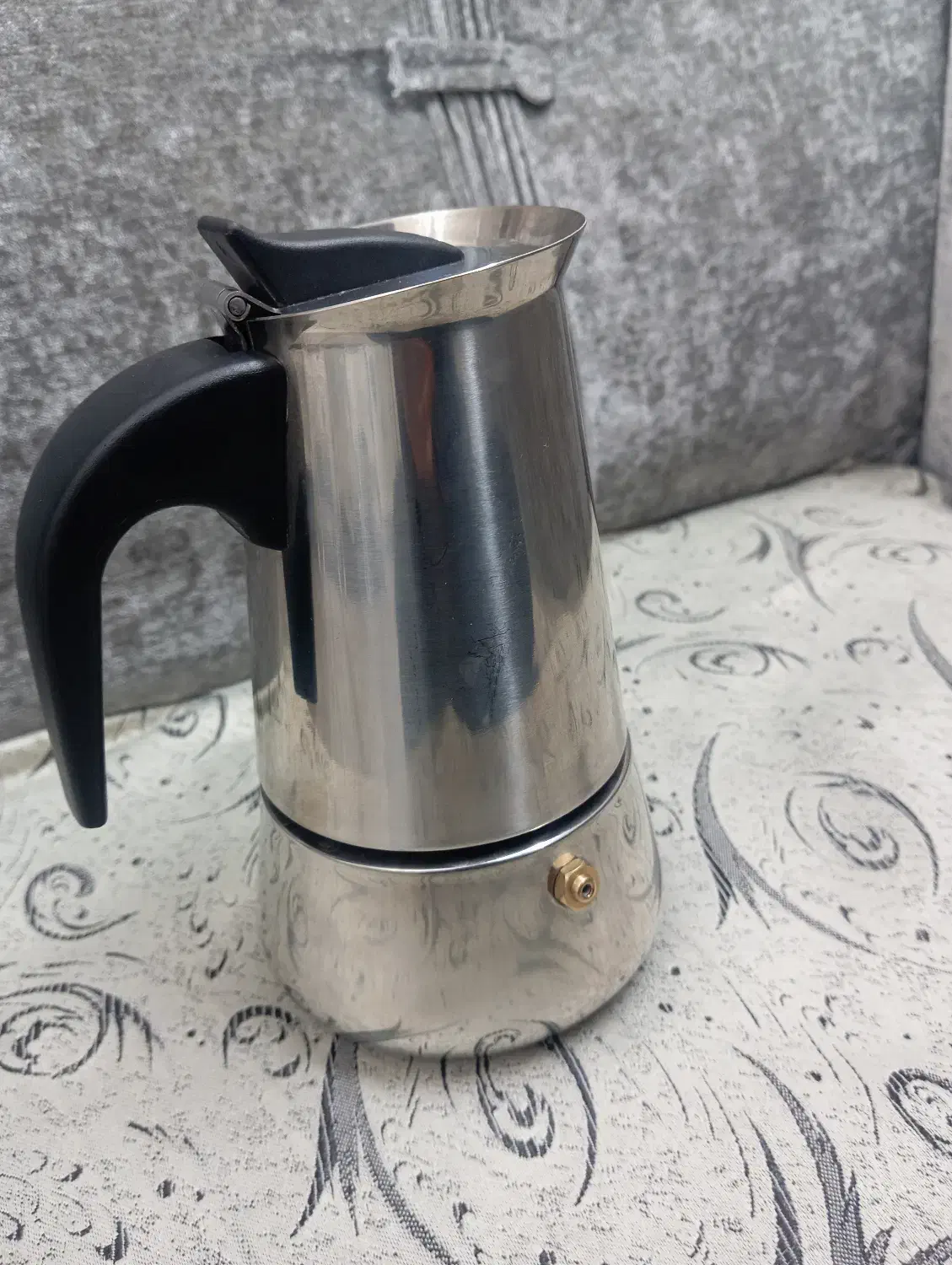 موکاپات|قوری، کتری، قهوه‌ساز دستی|ری, فیروزآبادی|دیوار