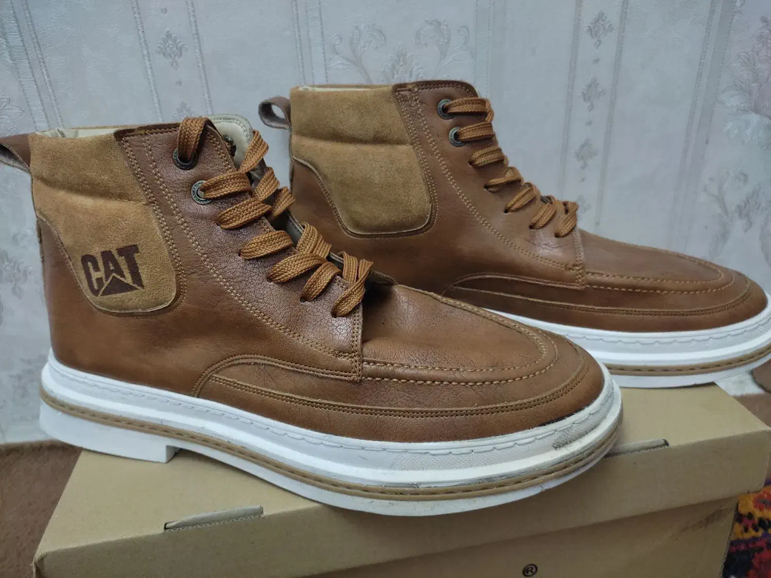 نیم بوت|کیف، کفش، کمربند|تبریز, |دیوار