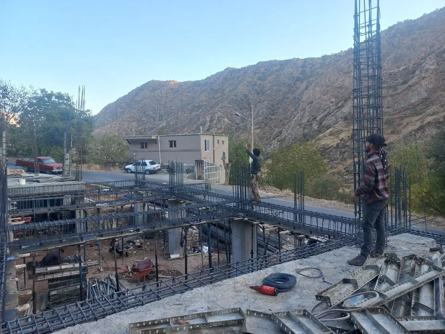 استخدام دوتا الموتر بند|استخدام معماری، عمران و ساختمانی|مریوان, |دیوار