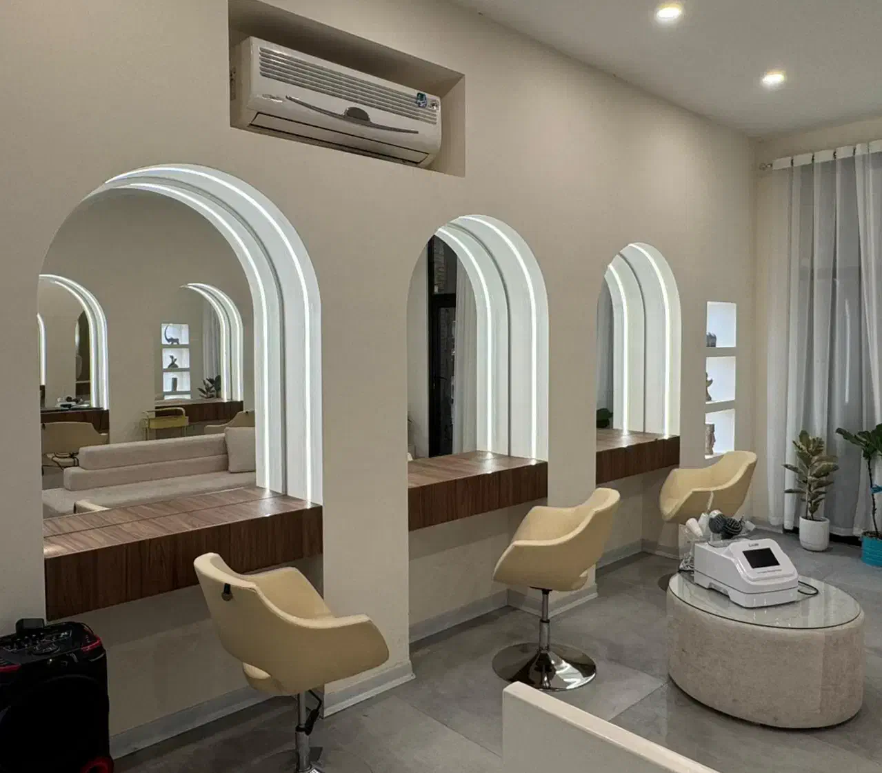 لوازم آرایشگاه زنانه|آرایشگاه و سالنهای زیبایی|گرگان, |دیوار