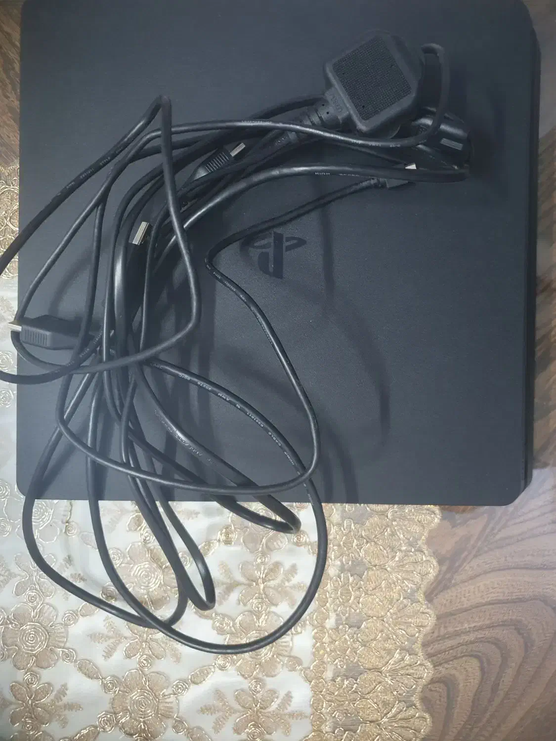 پی اس فور اسلیم ۱ترا تک دسته پول نیازم فوری|کنسول، بازی ویدئویی و آنلاین|تهران, حکیمیه|دیوار