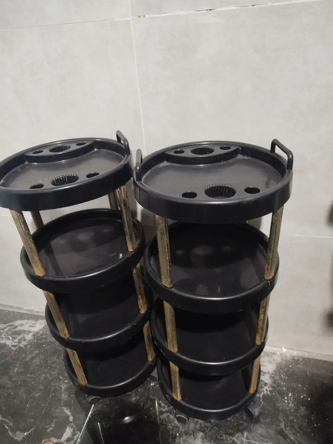 صندلی اصلاح . ترولی . وسایل آرایشگاه|آرایشگاه و سالنهای زیبایی|شیراز, کوشک میدان|دیوار