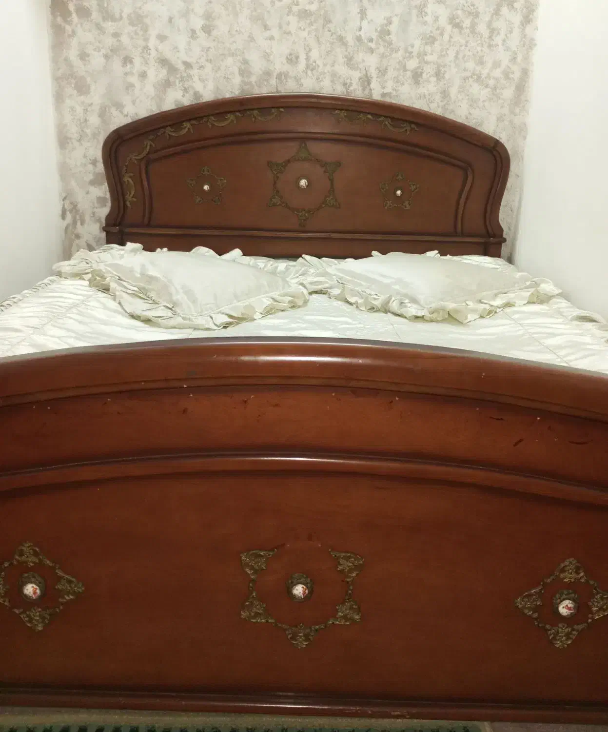 سرویس تخت خواب|تخت و سرویس خواب|ورامین, ورامین|دیوار