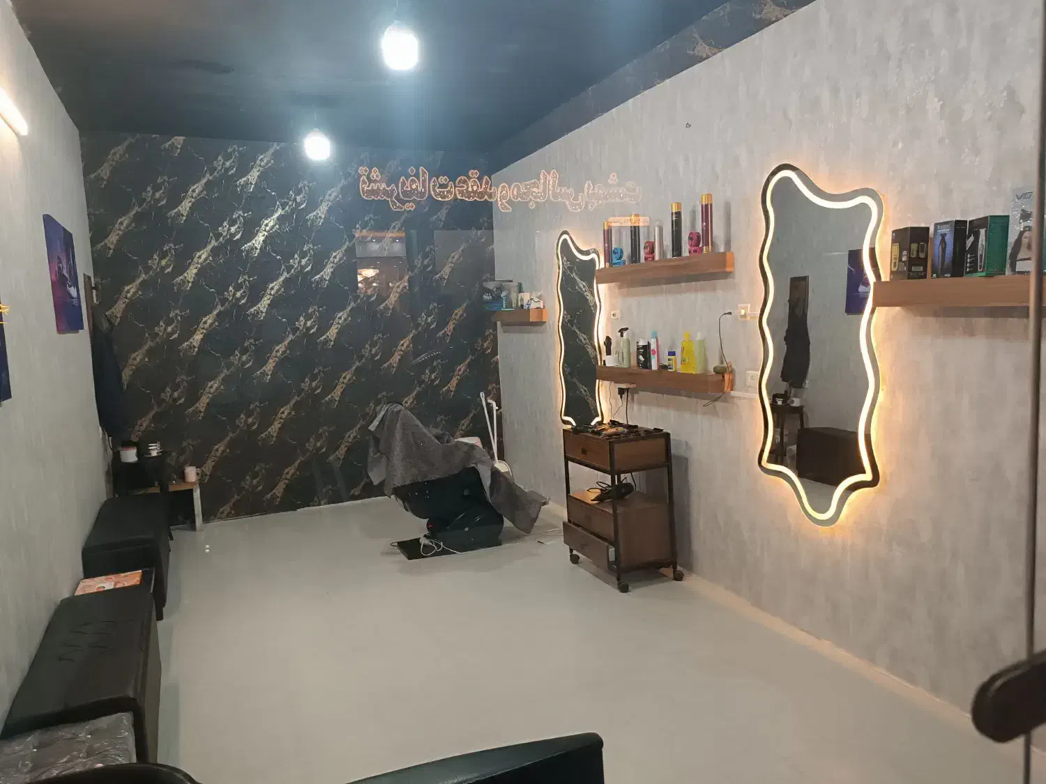 فروش فوری دکور ارایشگاهی|آرایشگاه و سالنهای زیبایی|ری, دولتآباد|دیوار