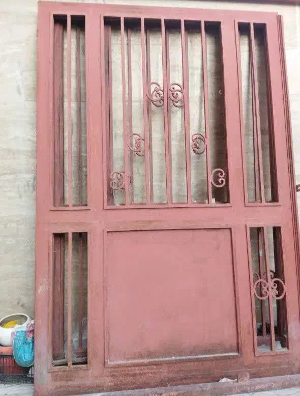 در حیاطی (در پارکینگ،. ویلا)|مصالح و تجهیزات ساختمان|بومهن, |دیوار