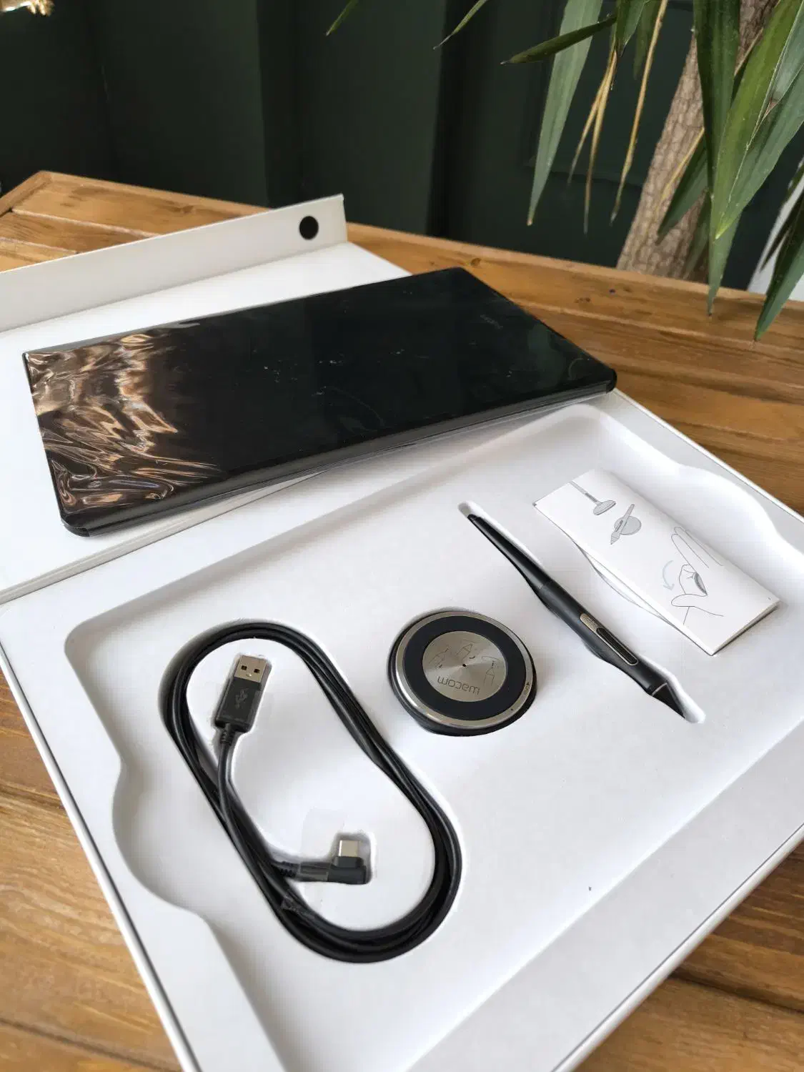 قلم نوری و تبلت دیجیتال حرفه ای وکام Medium|تبلت|تبریز, |دیوار