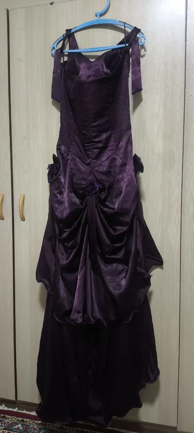 لباس مجلسی|لباس|طبس, |دیوار