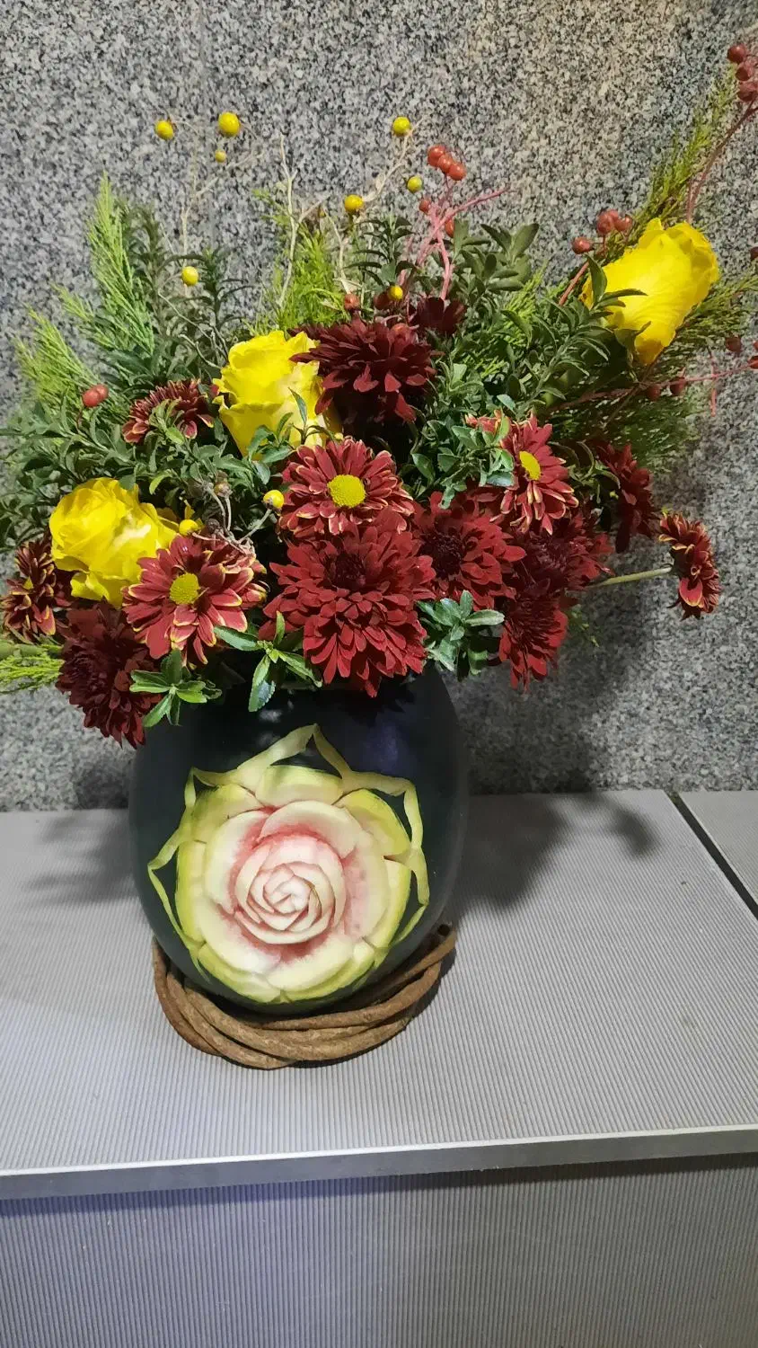 میوه آرایی یلدا،حکاکی هندوانه ،چیدمان وسایل عروس|خدمات پذیرایی، مراسم|کرج, حصارک بالا|دیوار