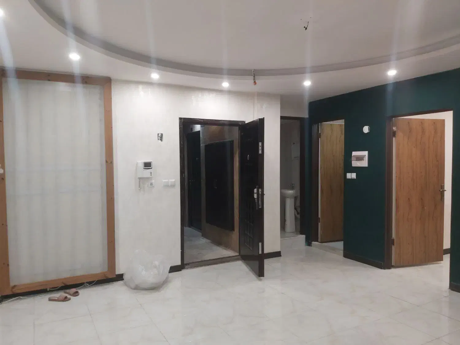 رهن و اجاره فوری واحد خدماتی|اجارهٔ دفتر کار، اتاق اداری، مطب|شاهینشهر, عطار|دیوار