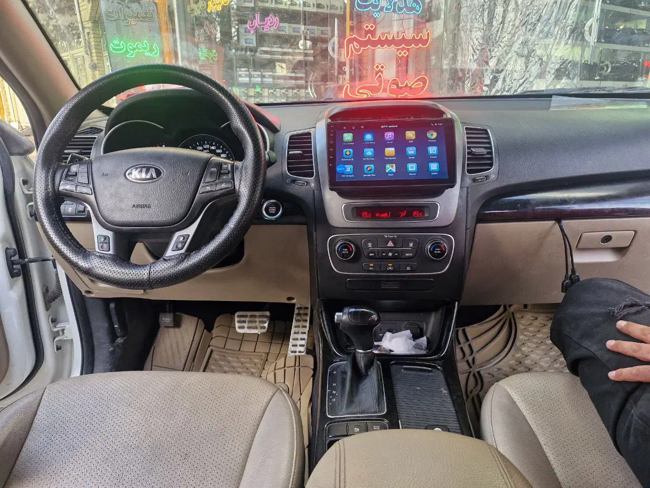 مانیتور فابریکی اندرودی خودروهای ماشین تصویری|قطعات یدکی و لوازم جانبی|قم, کیوانفر|دیوار