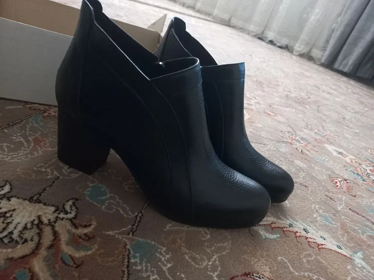 نیم بوت چرم|کیف، کفش، کمربند|کوهدشت, |دیوار