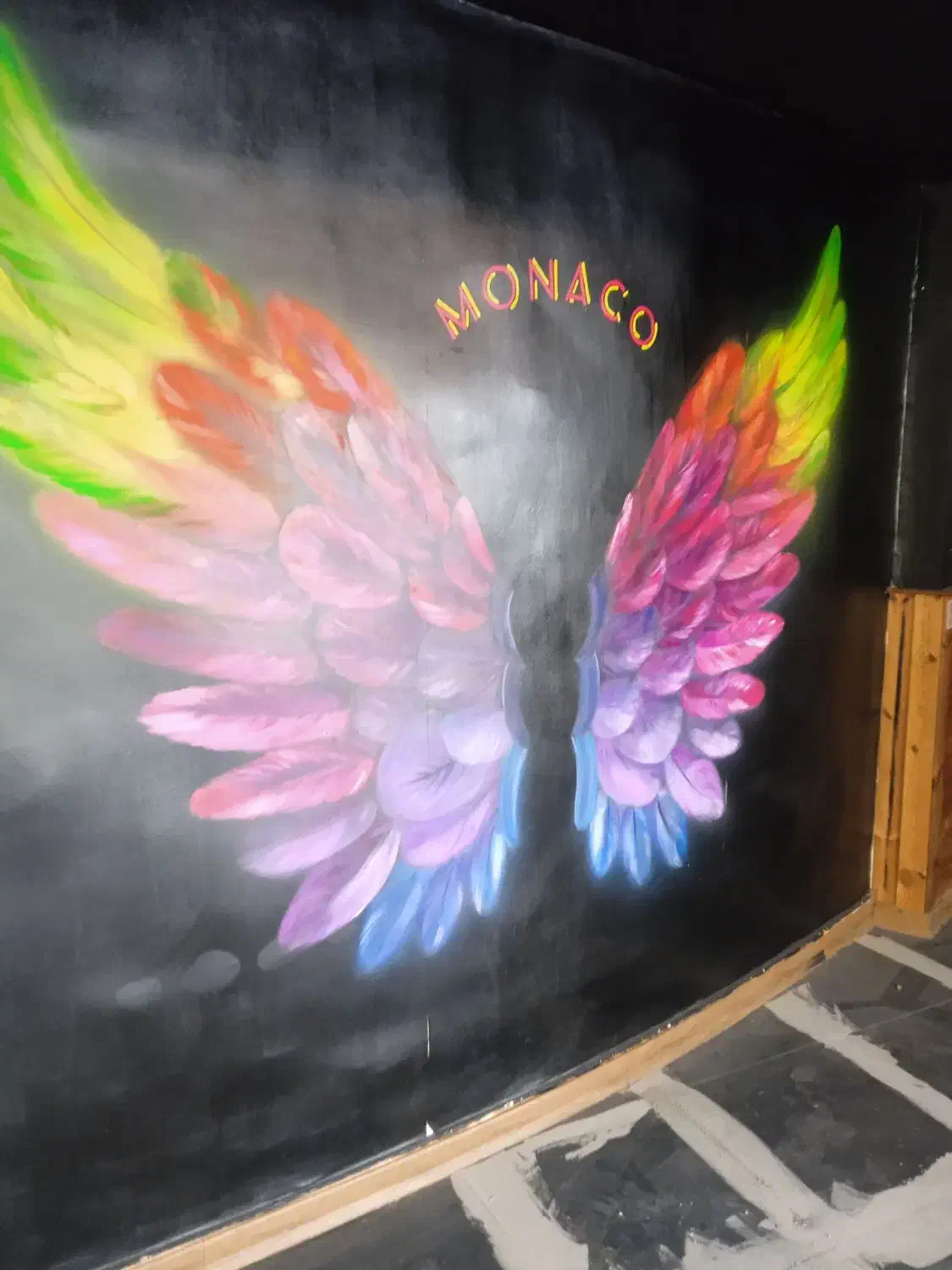 نقاشی بازسازی و ترمیم ساختمان تضمینی|خدمات پیشه و مهارت|کیش, |دیوار