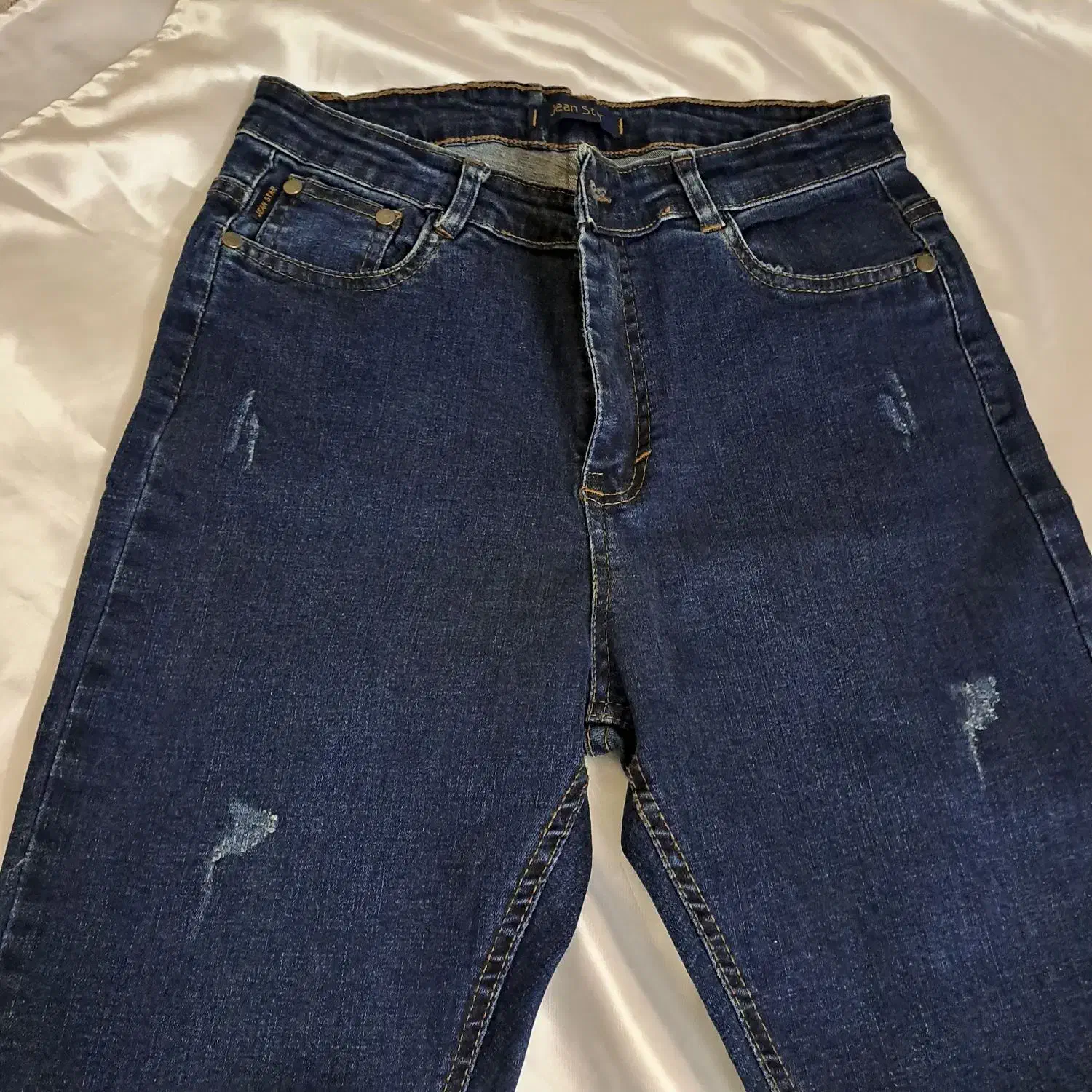 شلوار جین|لباس|رودسر, |دیوار