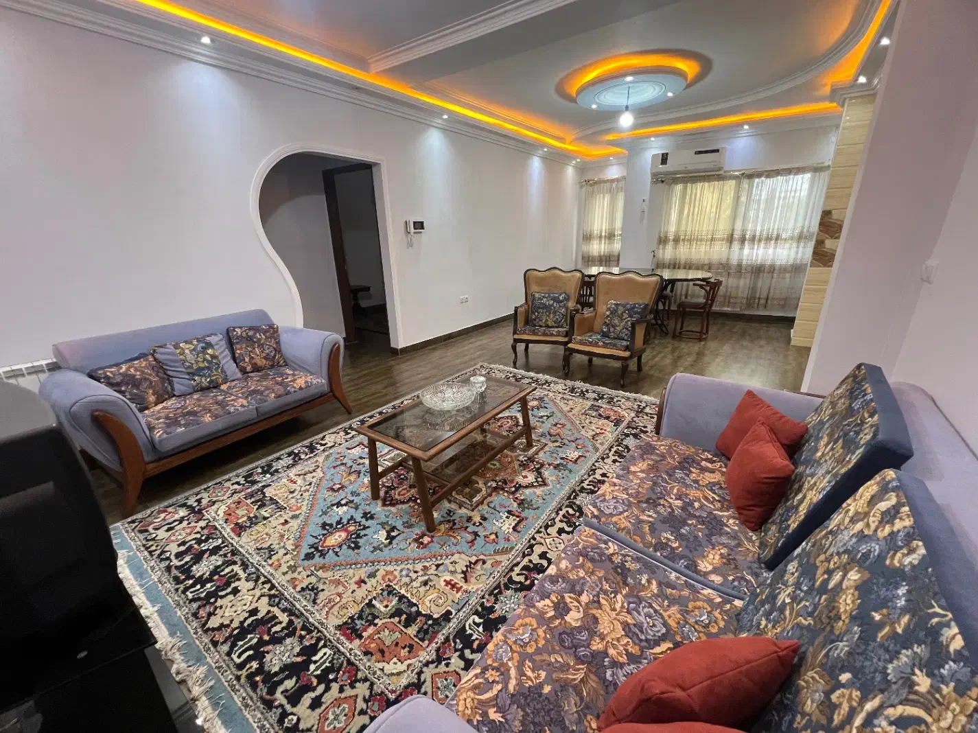 خانه مسافر - اقامتگاه|اجارهٔ کوتاه‌مدت آپارتمان و سوئیت|رشت, ترمینال|دیوار