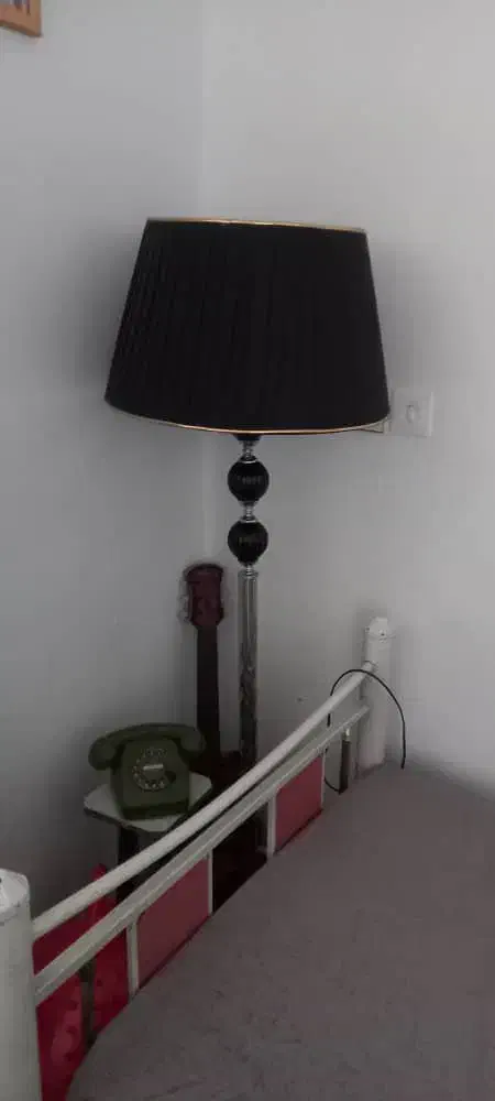 اباژور ایستاده|چراغ خواب و آباژور|قرچک, زیبا شهر|دیوار