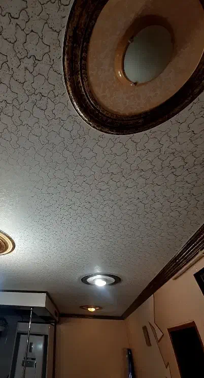 چراغ سقفی|لوستر و چراغ آویز|کرمانشاه, |دیوار