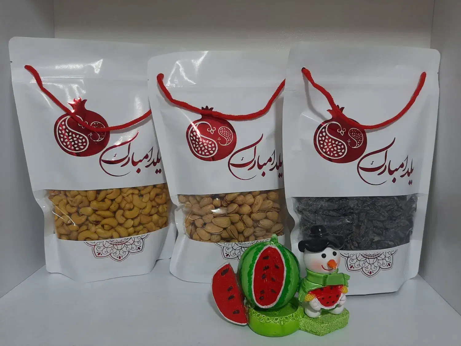 باکس آجیل و تنقلات مناسب کادو یلدا کلکسیونی|کلکسیون اشیاء عتیقه|خوی, |دیوار