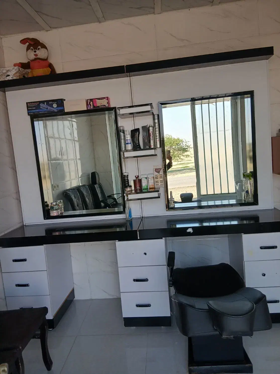 دکوراسیون سالون|آرایشگاه و سالنهای زیبایی|دهلران, |دیوار