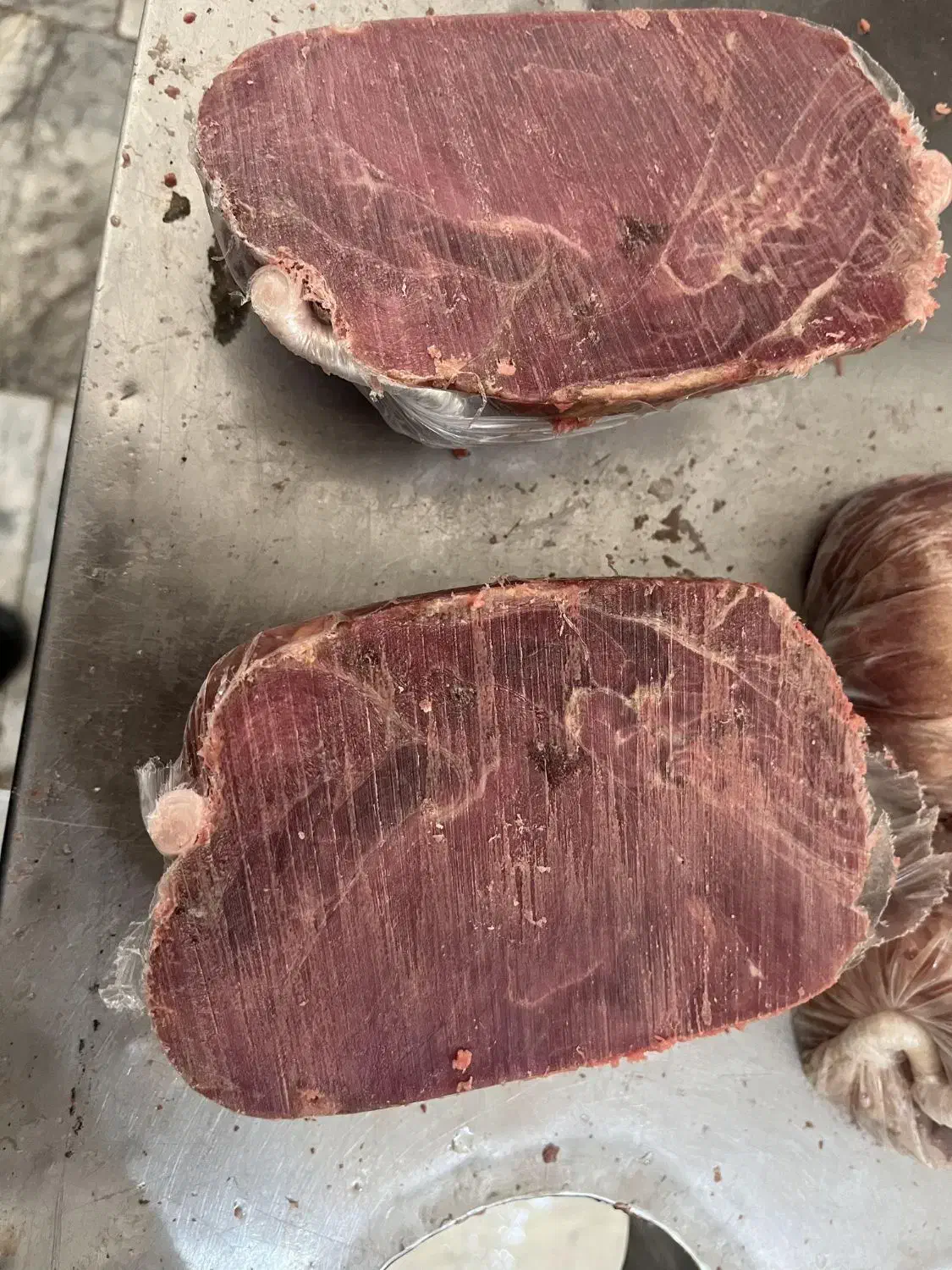 ران گوساله منجمد فقط ۵۷۰|خوردنی و آشامیدنی|محمدشهر, محمدشهر|دیوار