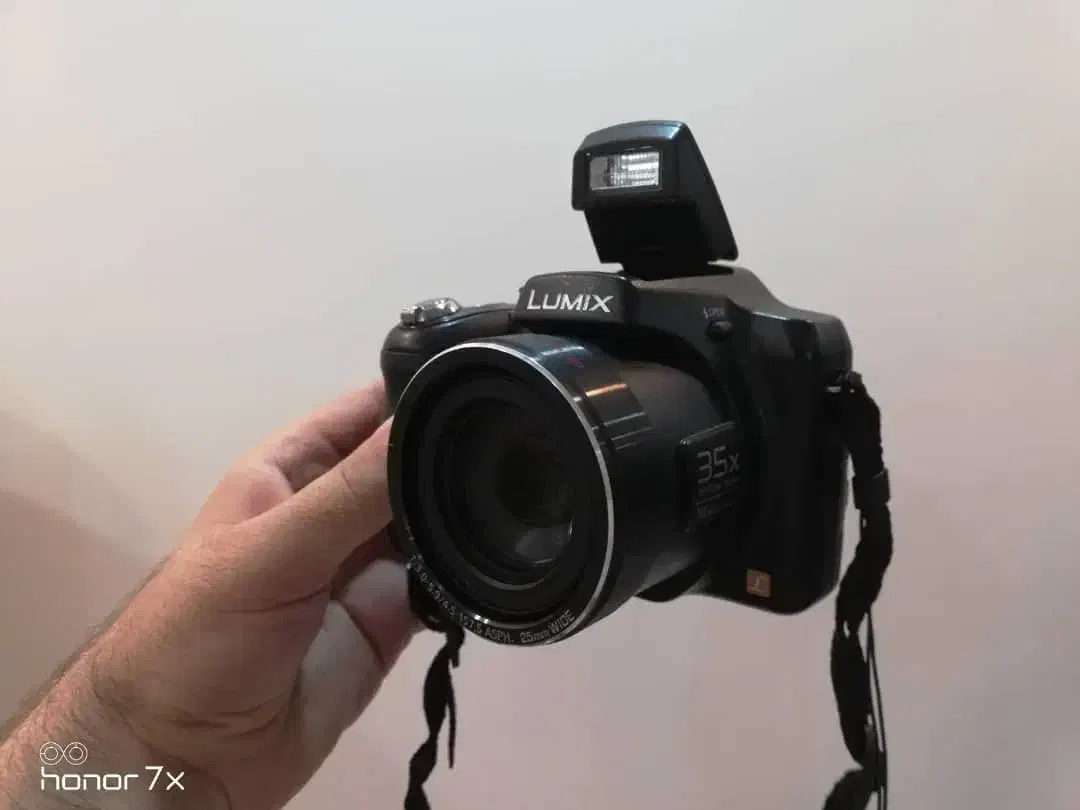 دوربین عکاسی‌لومیکس|دوربین عکاسی و فیلم‌برداری|زاهدان, |دیوار