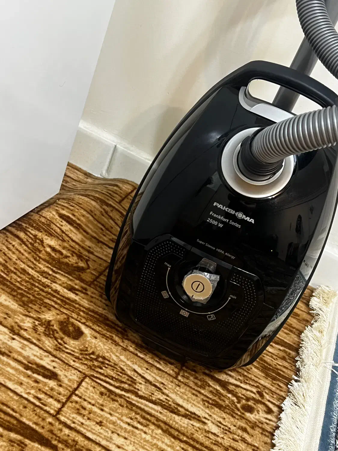 یک عدد جاروبرقی پاکشوما 2500W|جاروبرقی، جارو شارژی، بخارشو|رشت, پیرکلاچای|دیوار