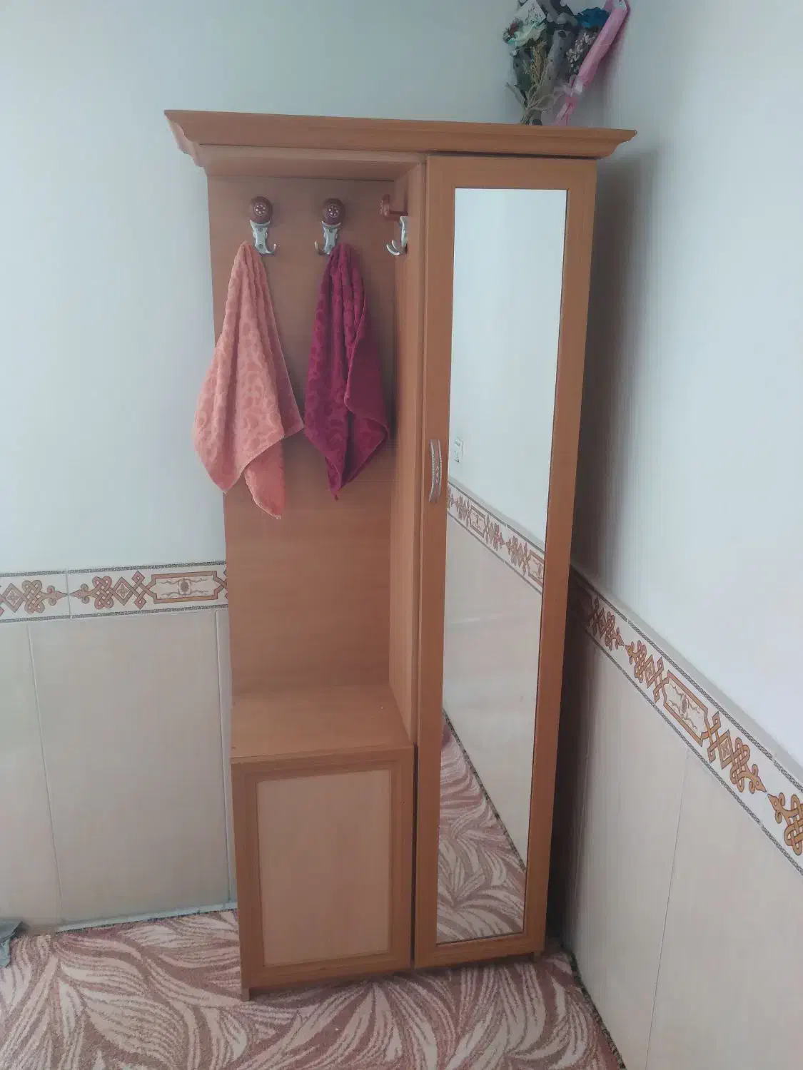 جاکفشی|جاکفشی، کمد، دراور|خرمدره, |دیوار