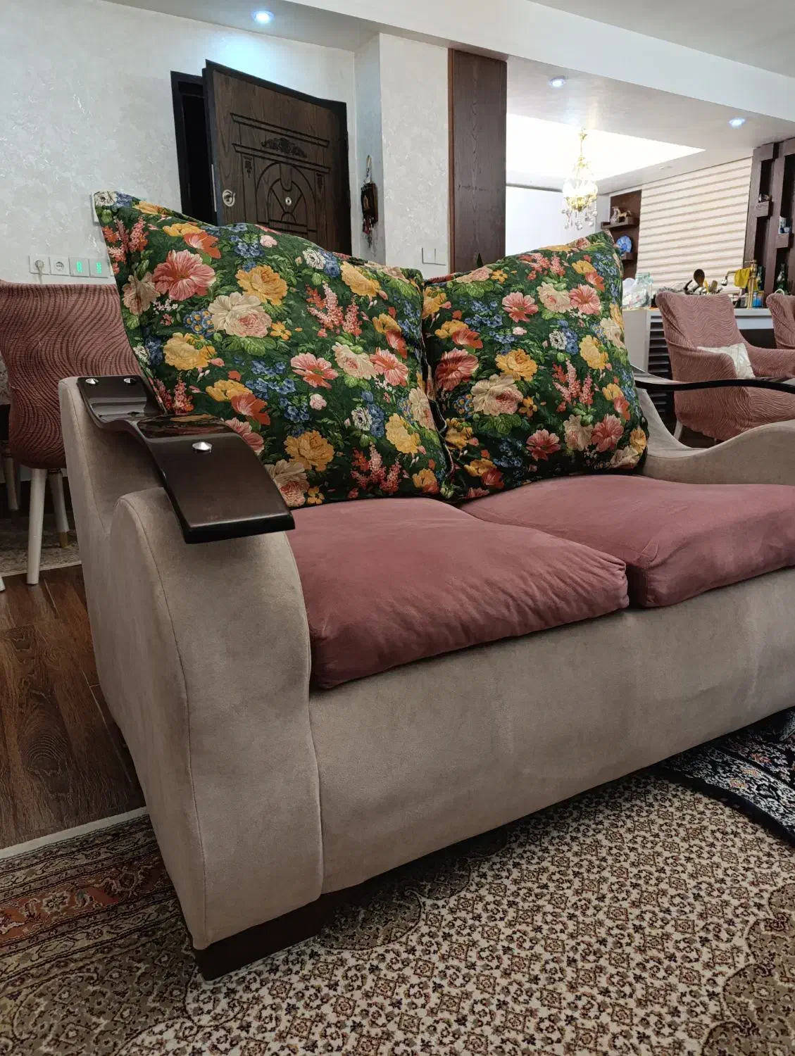 مبل راحتی|مبلمان خانگی و میز عسلی|ایوانکی, |دیوار