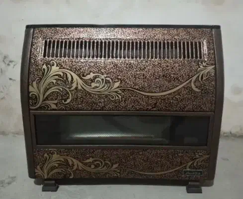 دوعدد بخاری 6000 و 12000|بخاری، هیتر، شومینه|لاهیجان, کاروانسرابر|دیوار