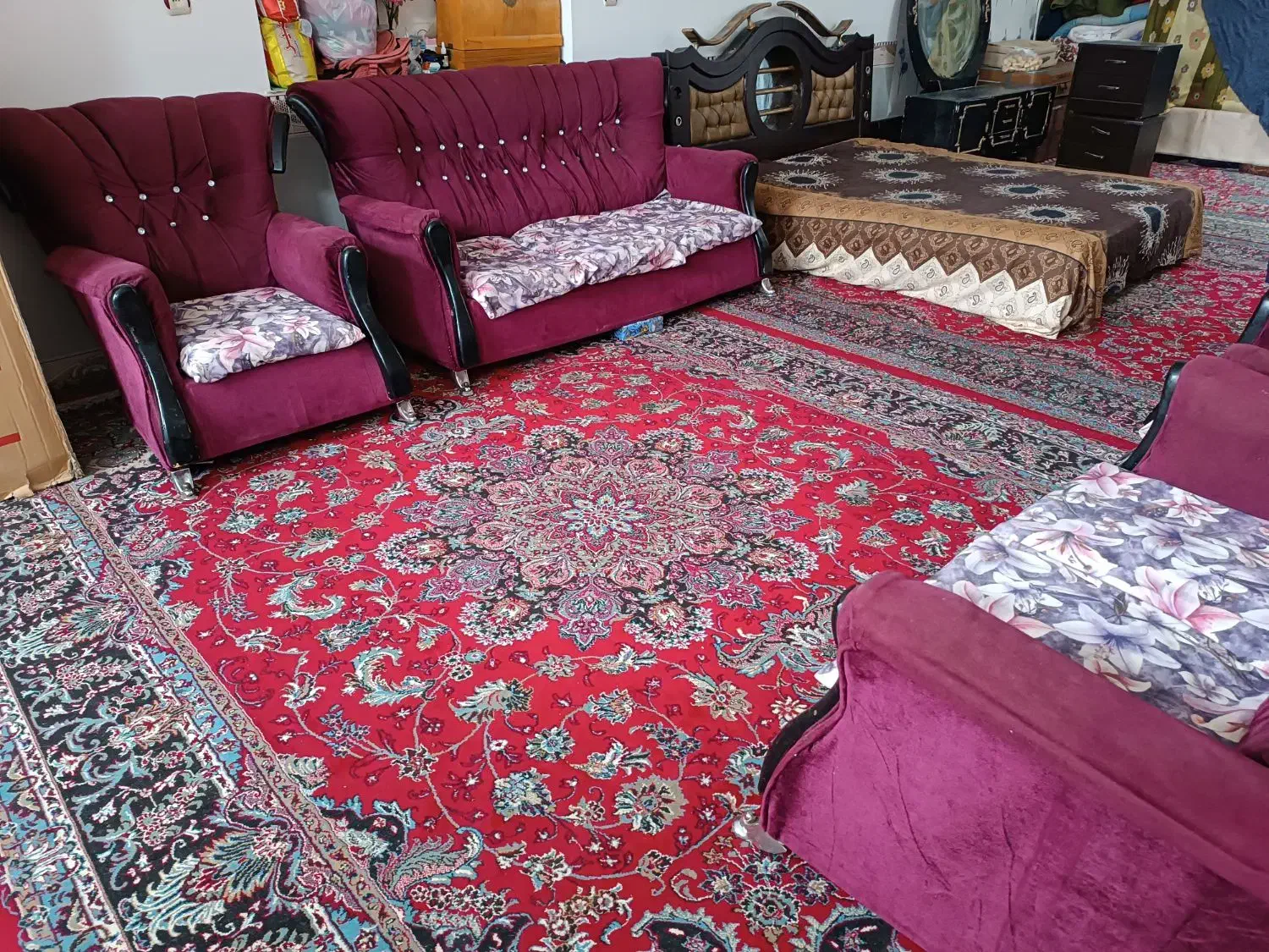مبل 7نفره فقط1/500|مبلمان خانگی و میز عسلی|درمیان, |دیوار
