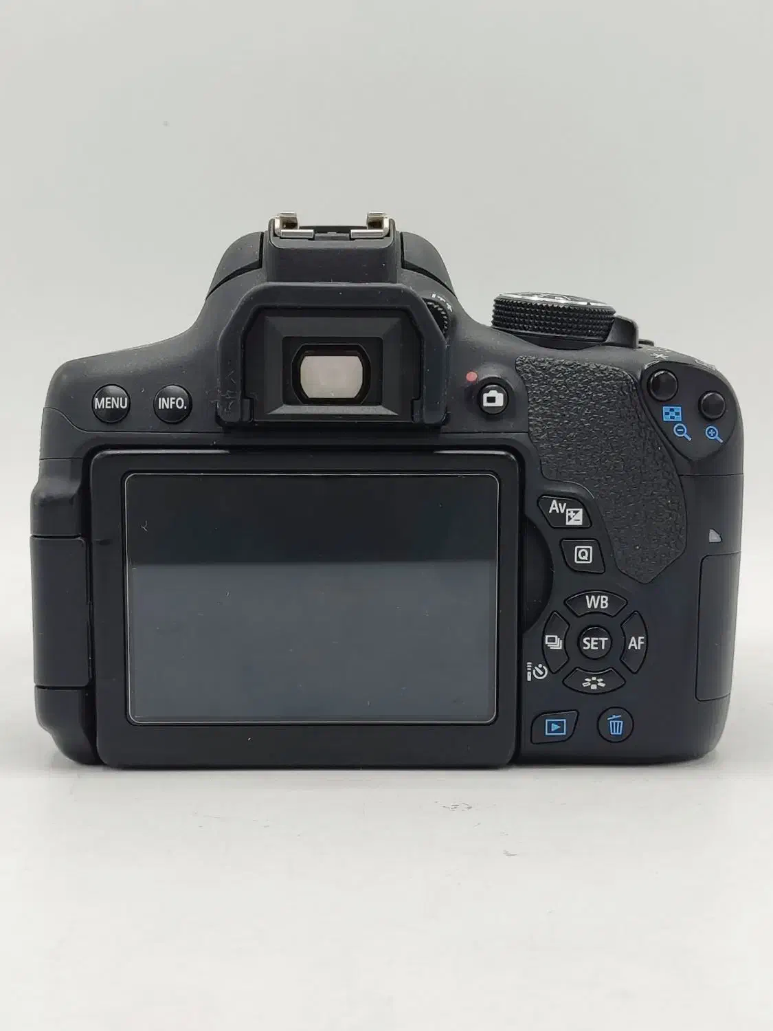 دوربین کانن CANON 750D / 18-135 STM|دوربین عکاسی و فیلم‌برداری|تهران, پامنار|دیوار