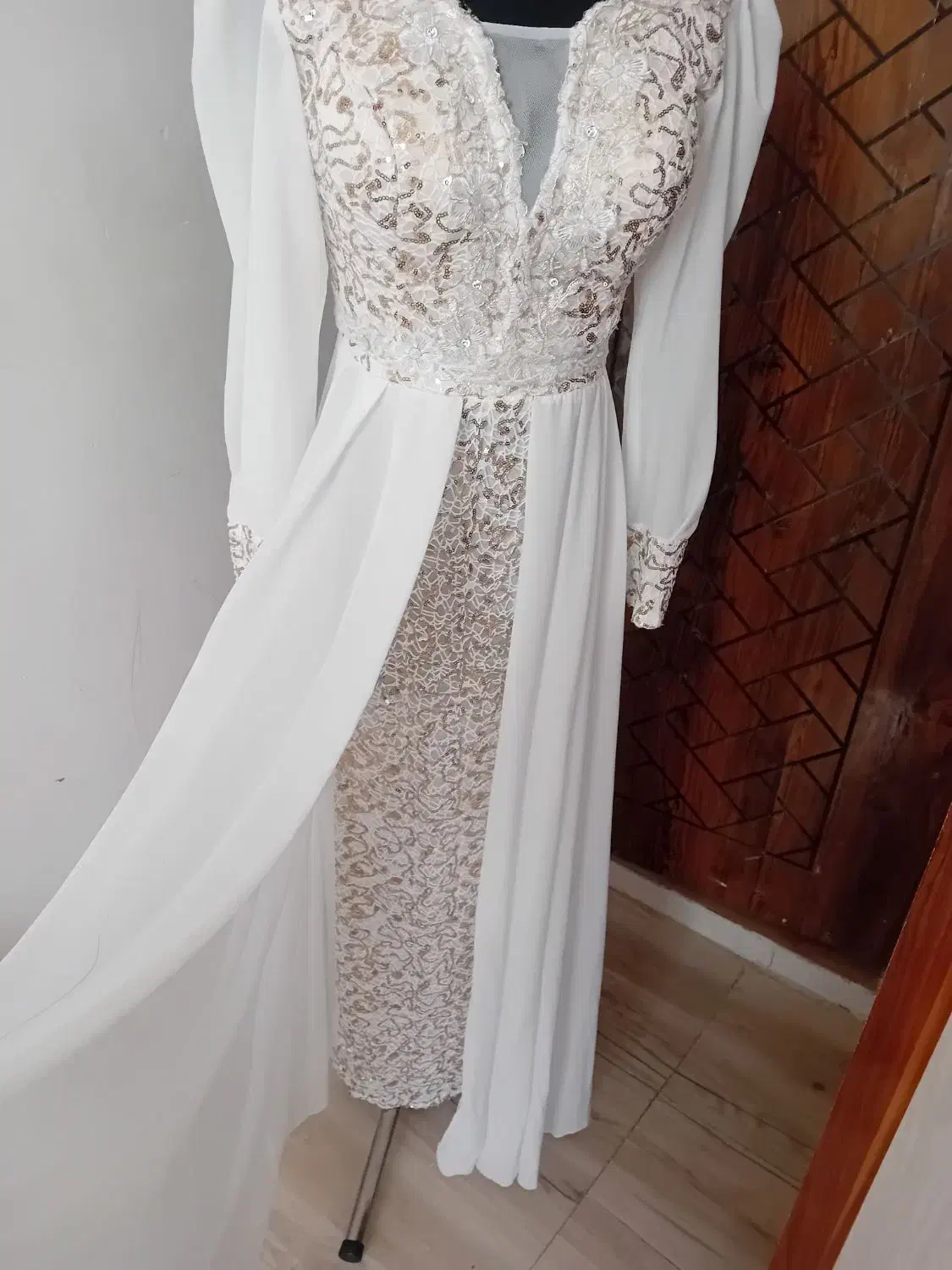 لباس مجلسی|لباس|تایباد, |دیوار