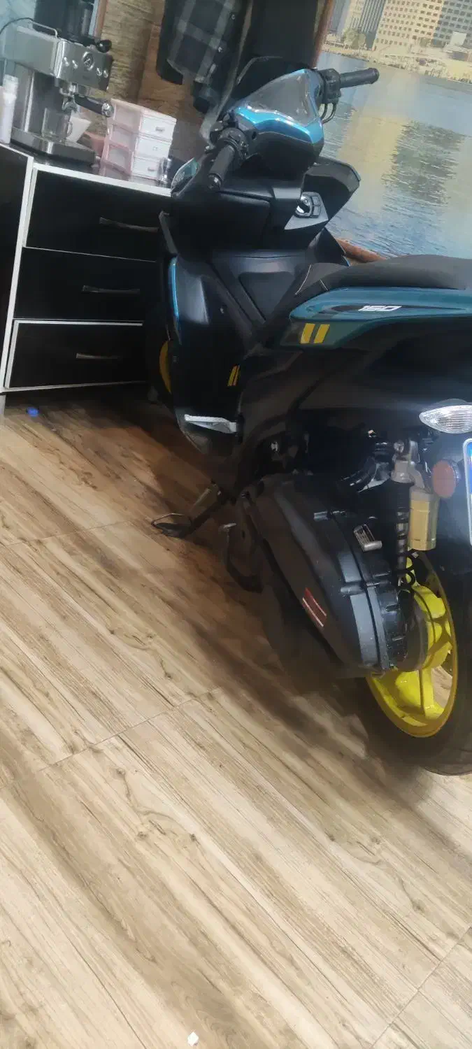 موتور ایوکس 150صند سفید|موتورسیکلت|تهران, دانشگاه شریف|دیوار