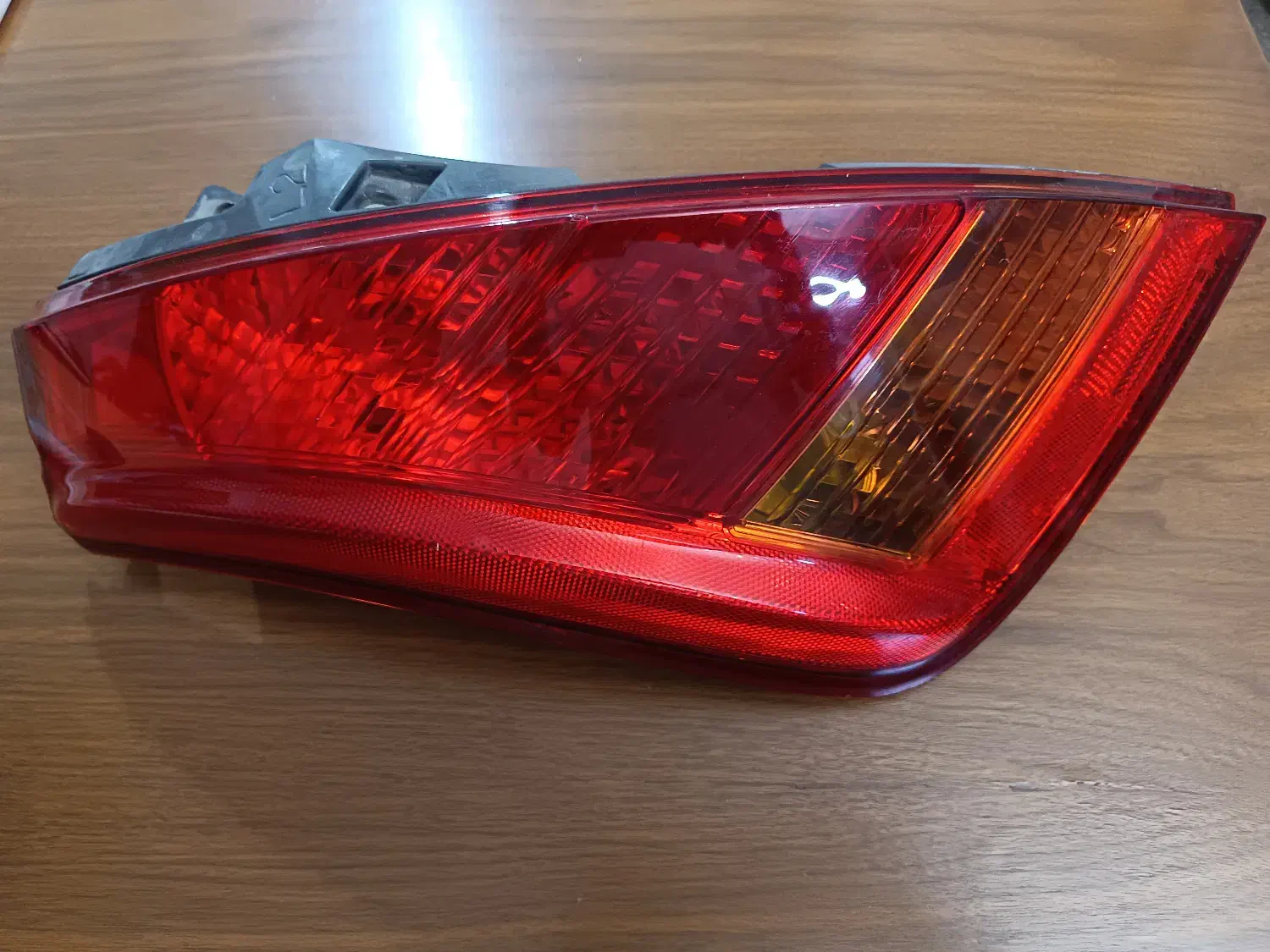 چراغ عقب‌ خطر مورانو پرادو مزدا۳ سوناتا اپتیما|قطعات یدکی و لوازم جانبی|تهران, شهرآرا|دیوار