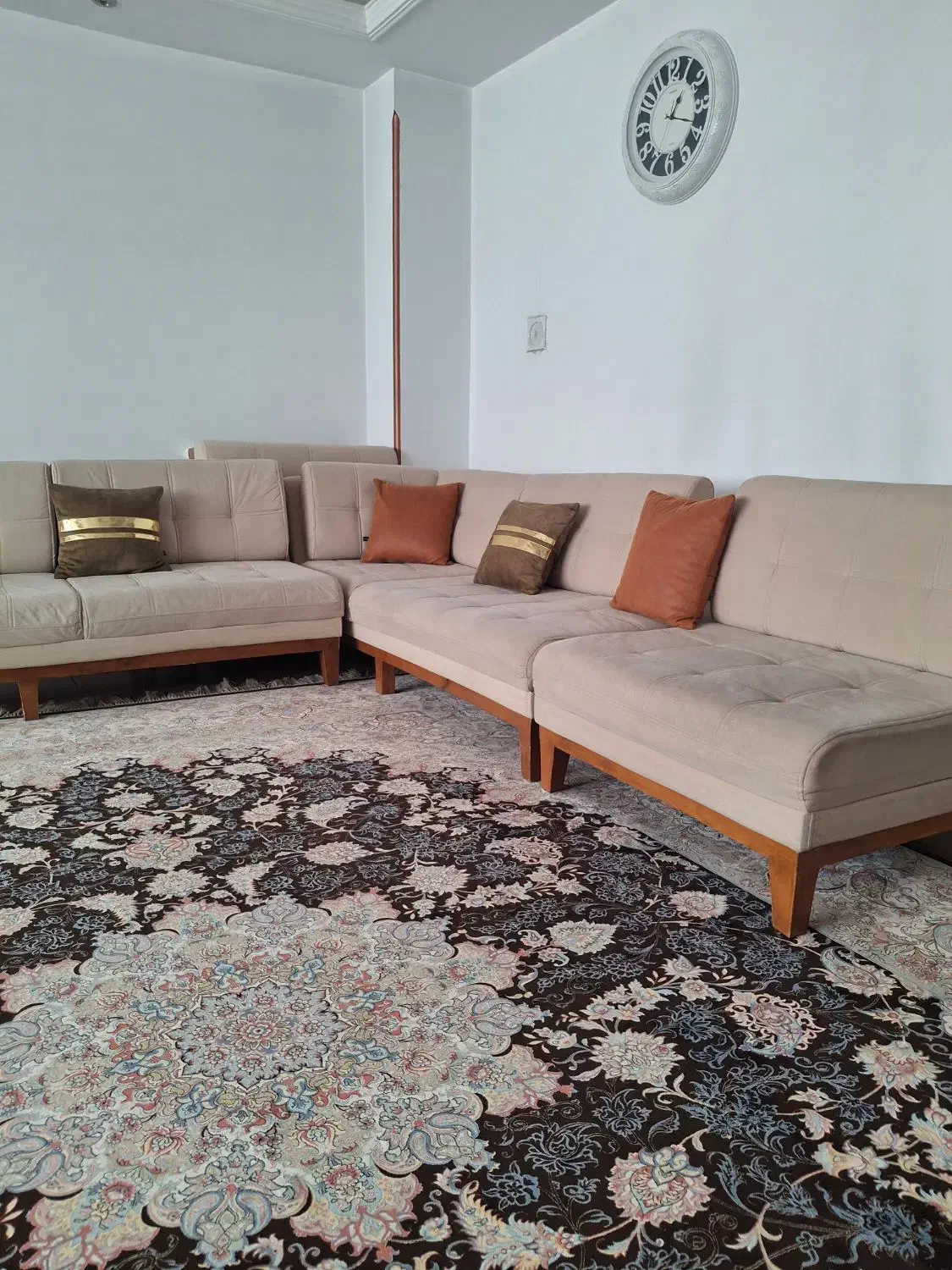 مبل نیمه استیل ۷ نفره ومبل ال درحدنو۲۰میلیون تومان|مبلمان خانگی و میز عسلی|هشتگرد, مدرس|دیوار