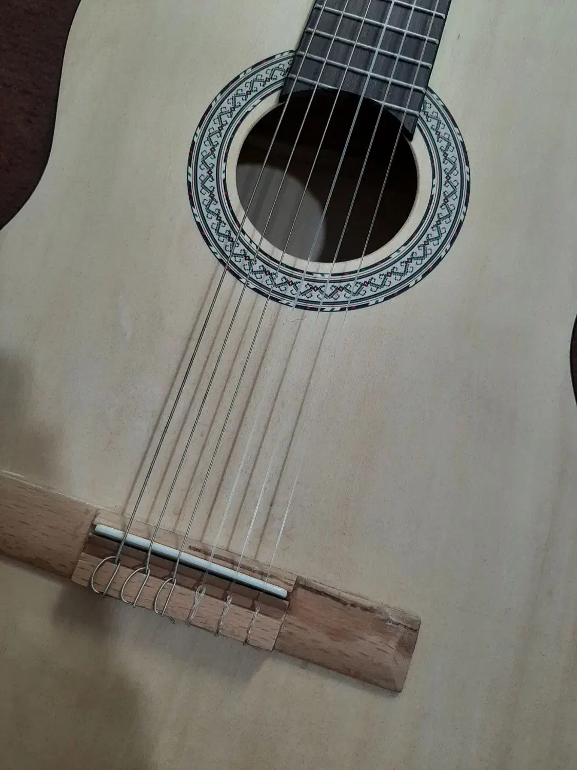 گیتار خوش صدا|گیتار، بیس، امپلیفایر|همدان, |دیوار