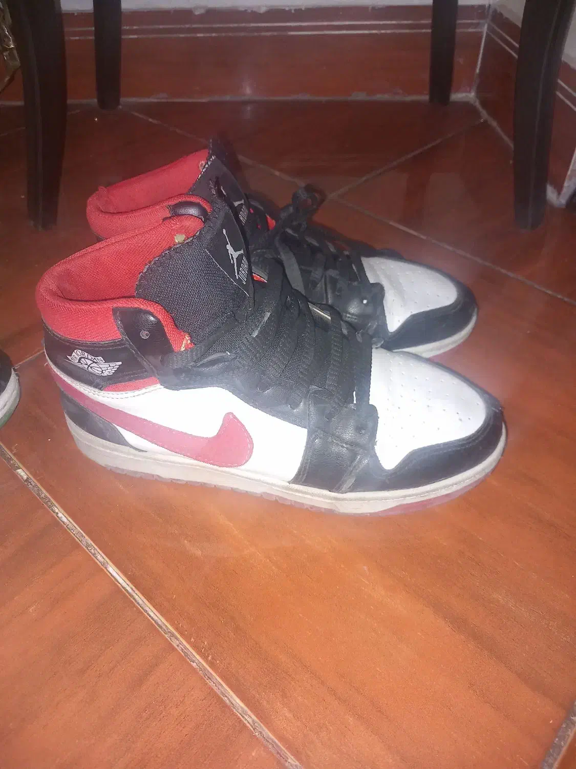 کتونی‌جردن‌سایز ۴۱سبزومشکی‌۴۰ سفیدقرمز جفتی۲۰۰هزار|کیف، کفش، کمربند|اسلام‌شهر, شهرک لاله|دیوار