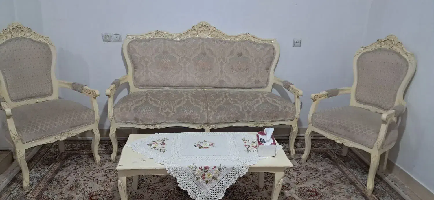 مبل سلطنتی چوبی|مبلمان خانگی و میز عسلی|گرگان, |دیوار