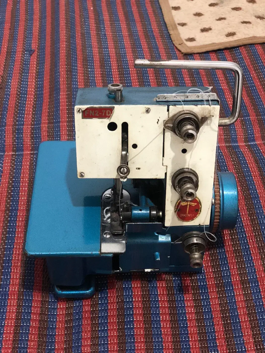 سردوز سه نخ|چرخ خیاطی و ریسندگی|اهواز, کوروش|دیوار